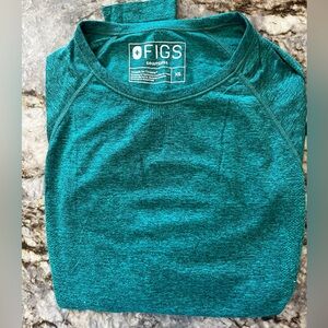 Figs Underscrub top